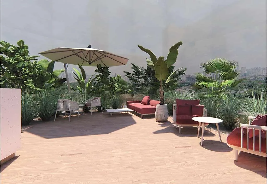 ***  Hampton By Hilton Quito La Carolina Park Hotel Ecuador