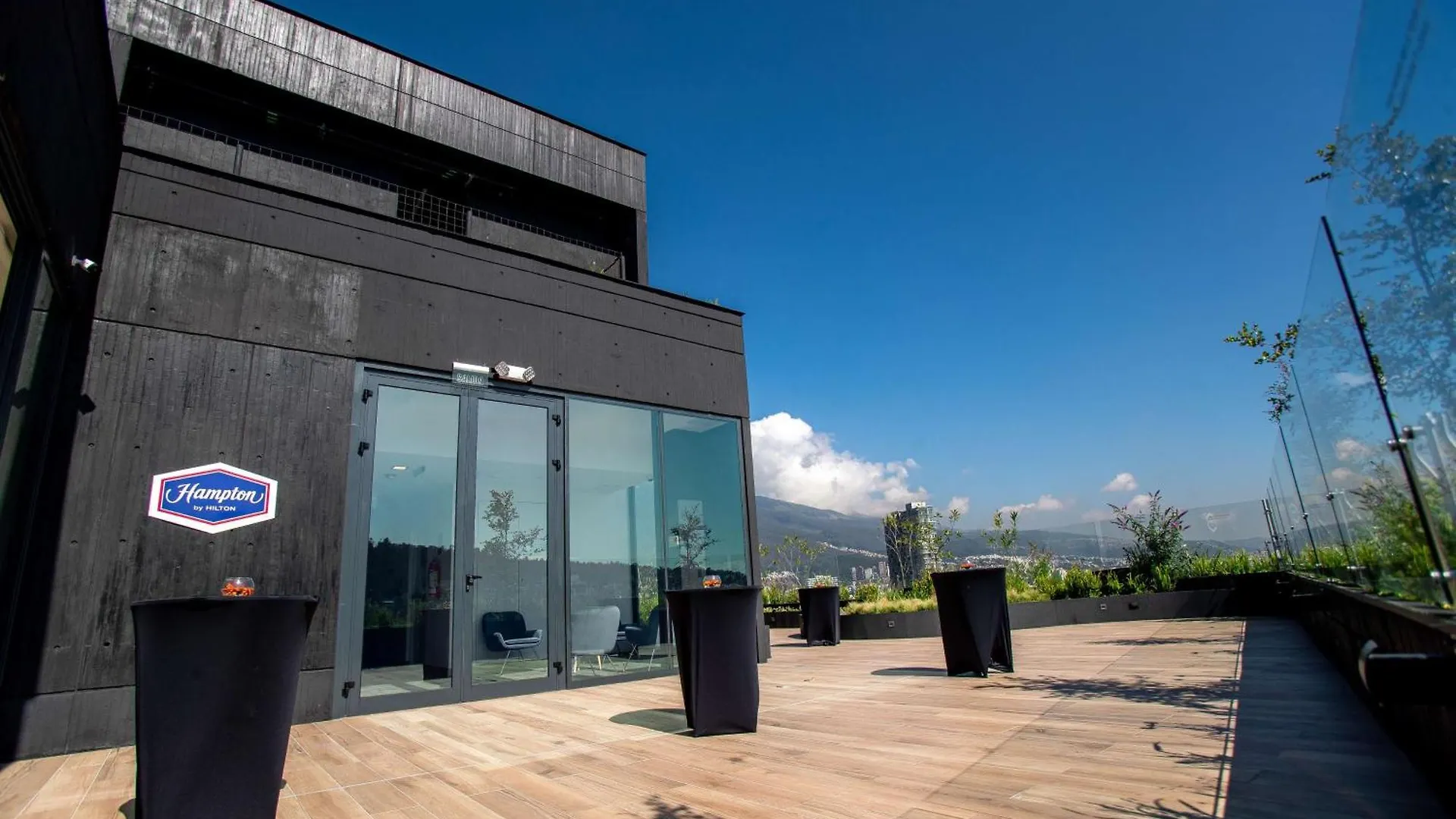 Hampton By Hilton Quito La Carolina Park Hotel
