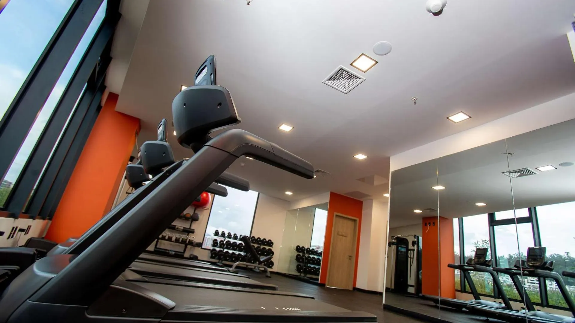 Hampton By Hilton Quito La Carolina Park Hotel Ecuador