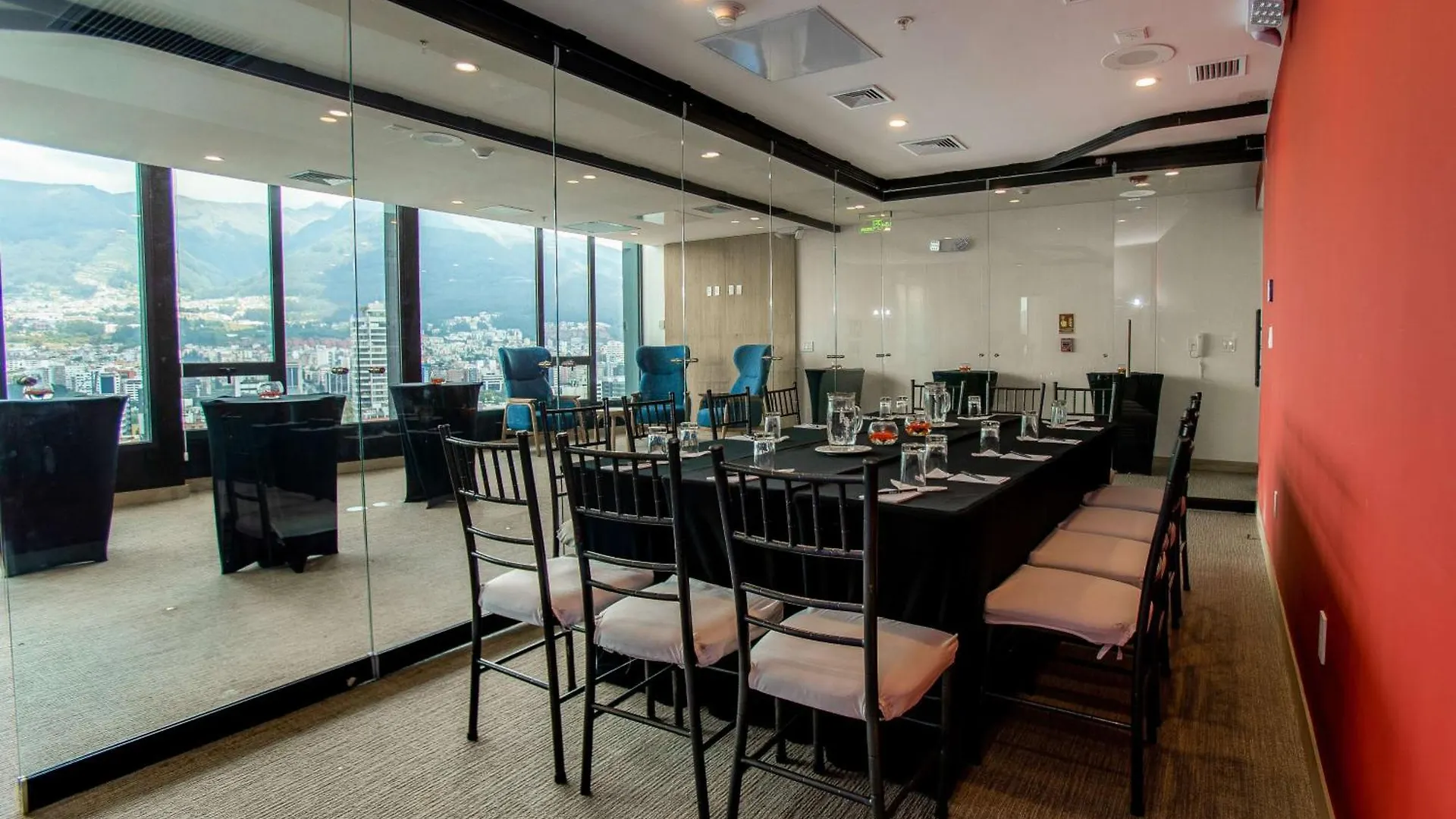 Hotel Hampton By Hilton Quito La Carolina Park