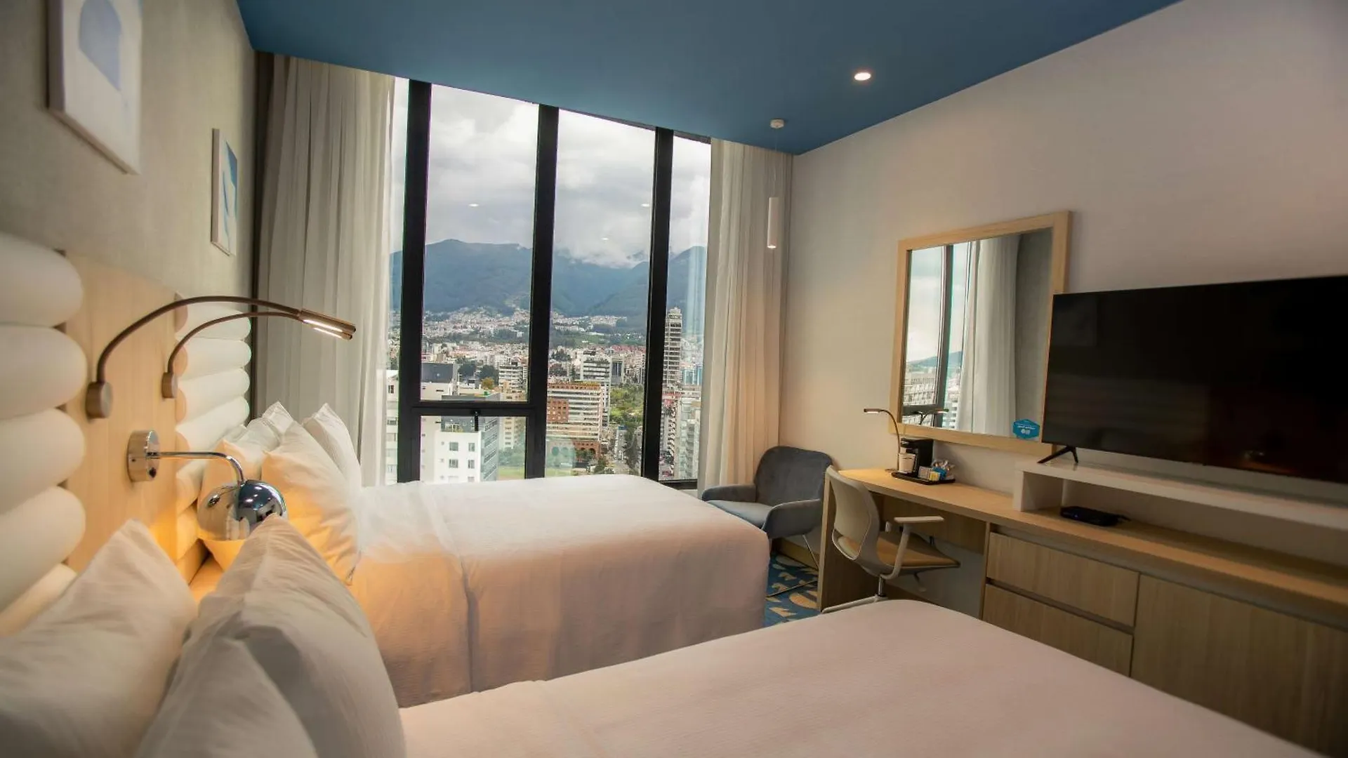 Hotel Hampton By Hilton Quito La Carolina Park